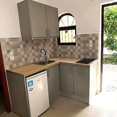 Fontana 1-bedroom House * Kavos